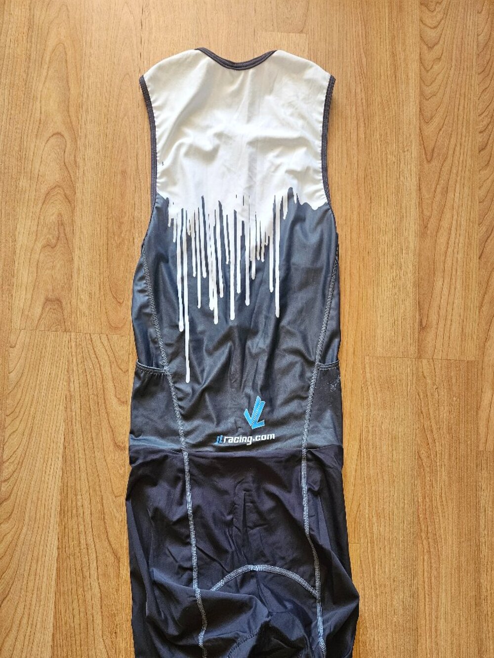 Men's JL Racing Half zip unisut with padded bottom and "drip" design - Large - Picture 3 of 5